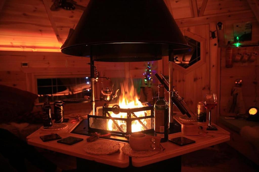 Beach House, With Bbq Lodge And Hot Tub! Bournemouth Exteriér fotografie