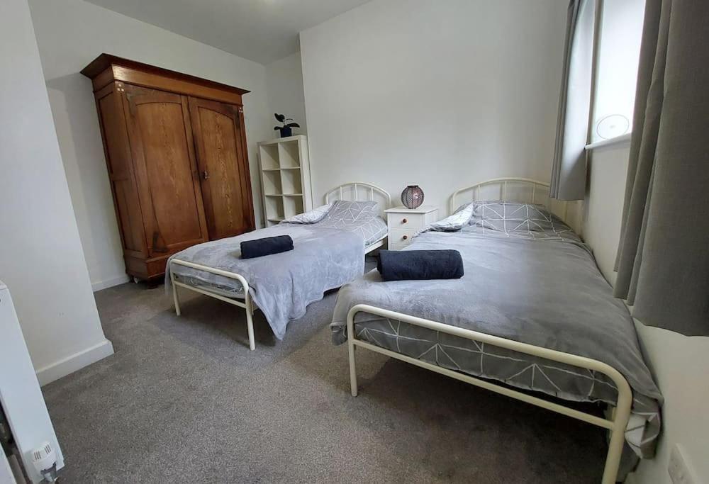 Beach House, With Bbq Lodge And Hot Tub! Bournemouth Exteriér fotografie